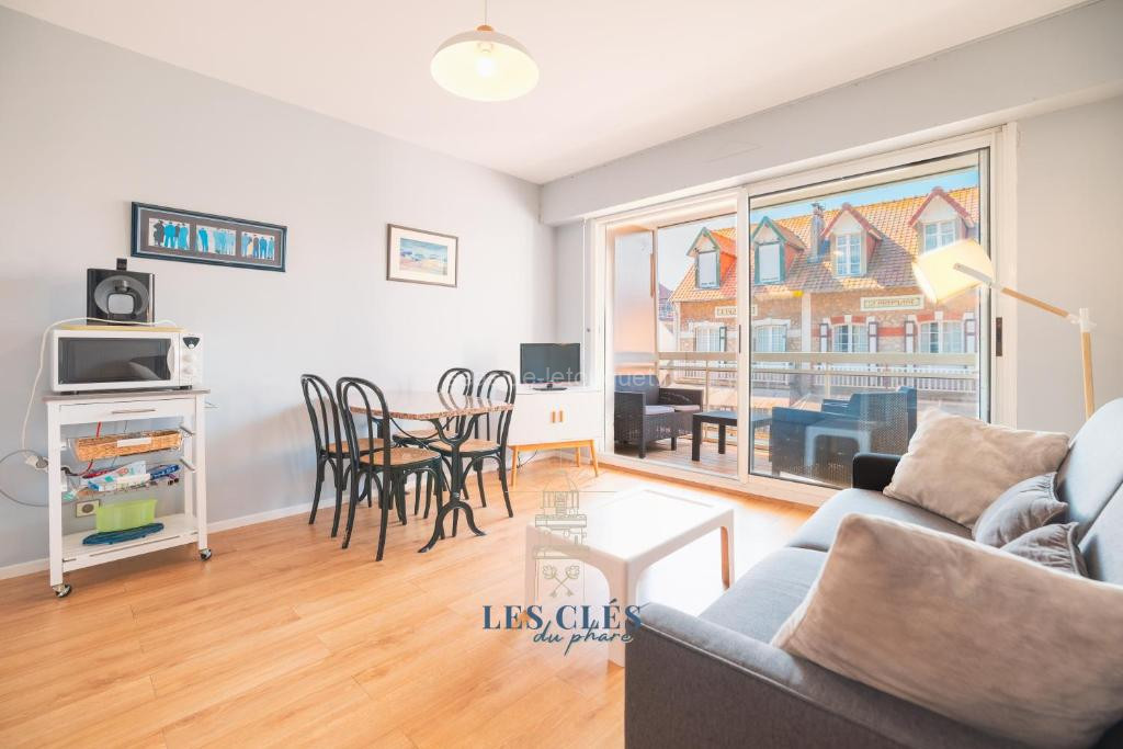 Photo de Bristol, studio de 28 m2 en centre ville à 2 pas du marché