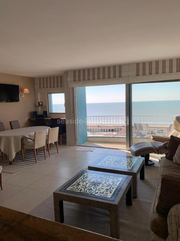 Photo de Superbe appartement face mer