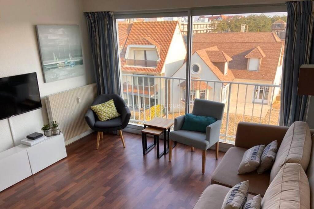 Photo de Appartement 2 chambres proche mer & centre-ville av wifi