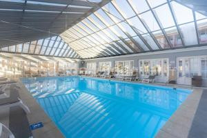 Very nice 6 person apart with swimming pool tennis court and car park 202 à Le Touquet-Paris-Plage