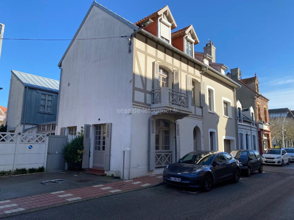 Photo de Grande maison à 300m mer et commerces, parking 2places et linge inclus