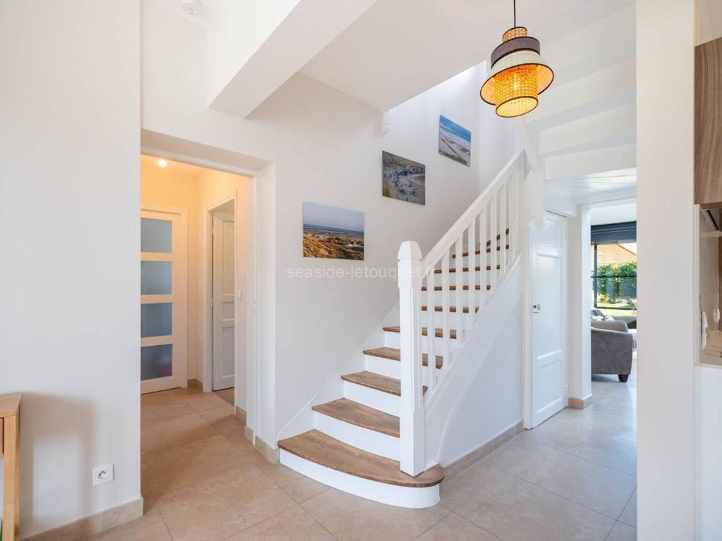 Maison spacieuse avec Wi-Fi et parking, proche plage - FR-1-821-16