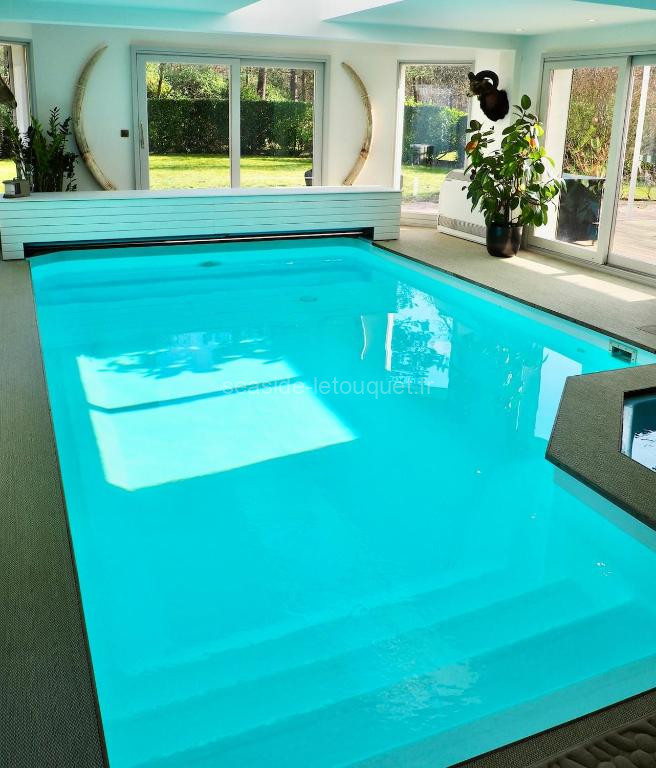 Photo de Villa piscine intérieure