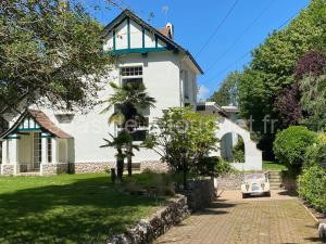 VILLA TOUQUETTOISE HELAND , 4 Étoiles , piscine chauffée à Le Touquet-Paris-Plage